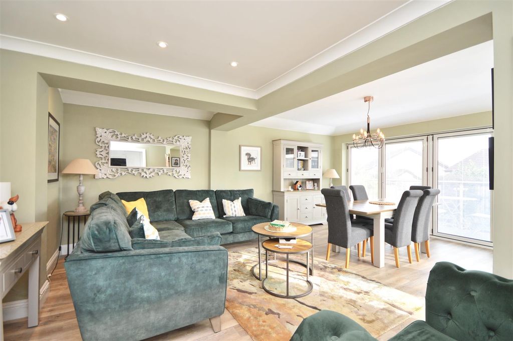 Property photo 3 of 24 Open Plan Lounge/Dining Room