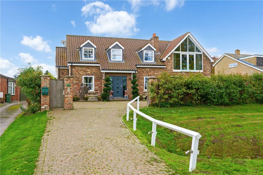Property photo 1 of 32 Picture No. 28