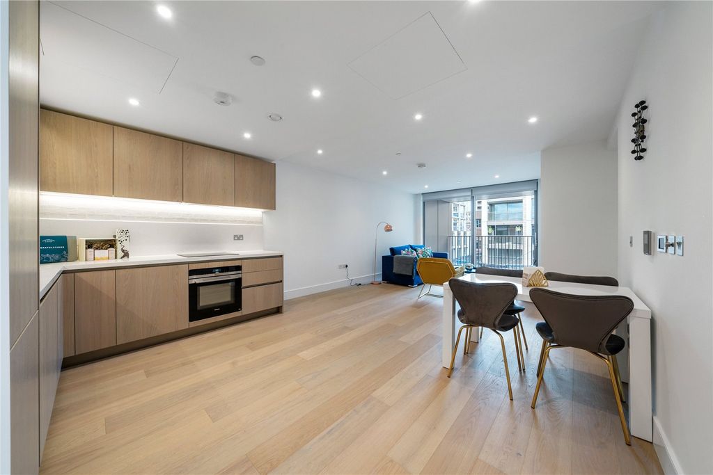 Property photo 2 of 8 Picture No. 04