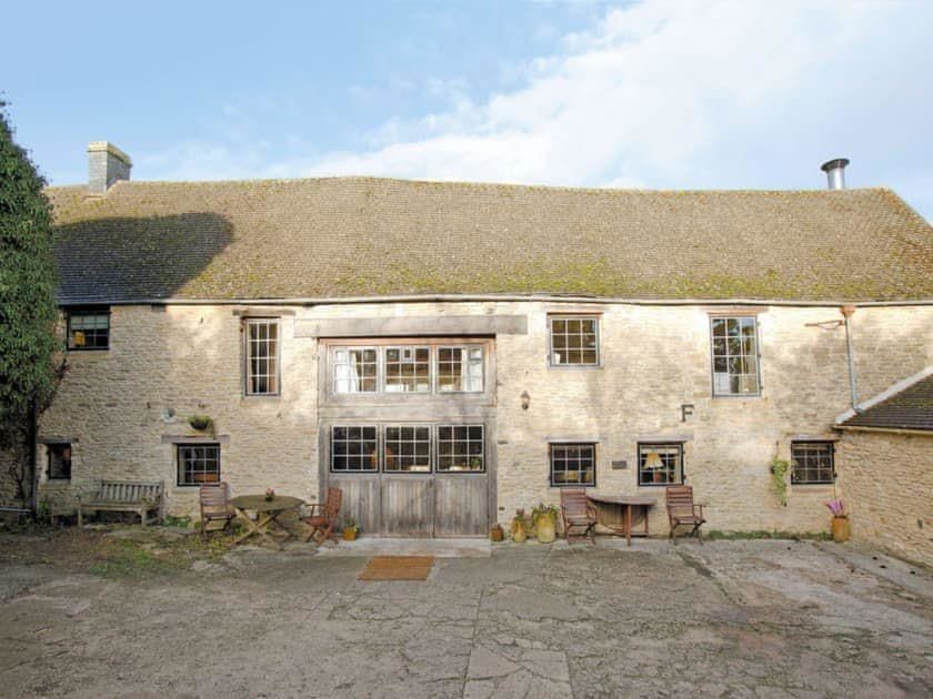 Property photo 1 of 18