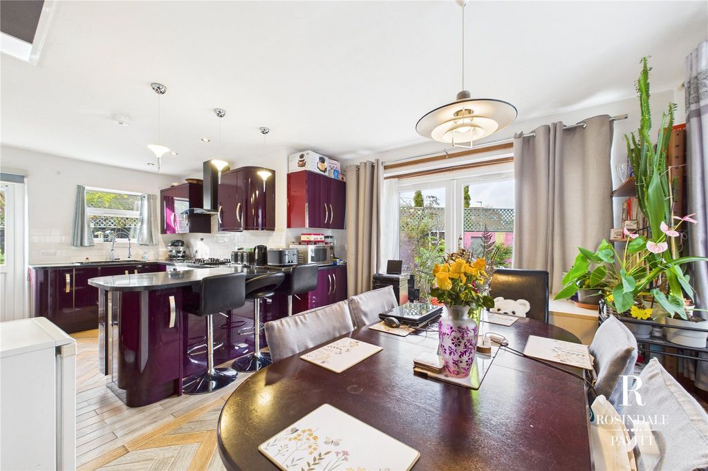 Property photo 3 of 23 Picture 3