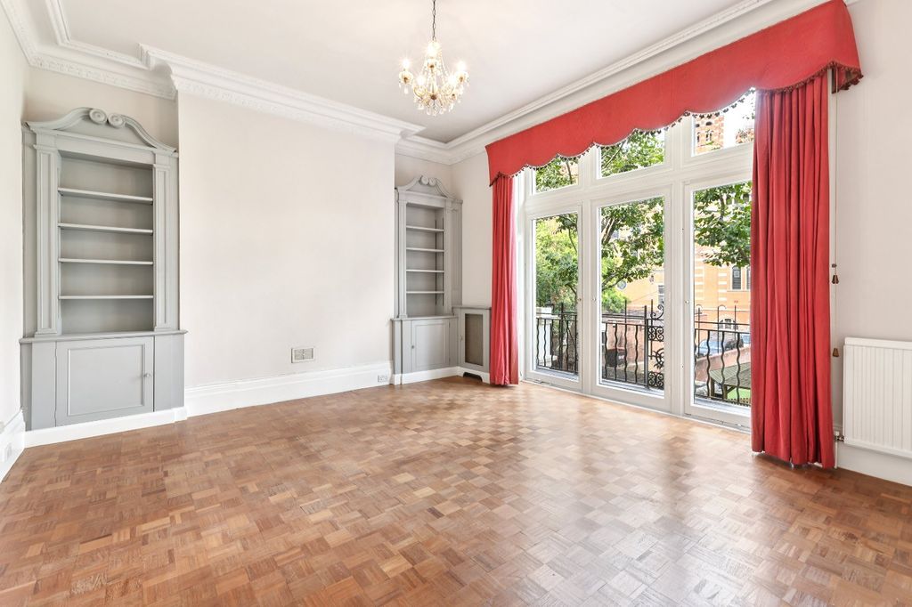 Property photo 3 of 13