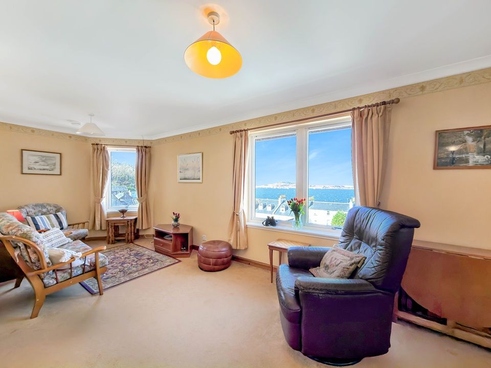 Property photo 3 of 22