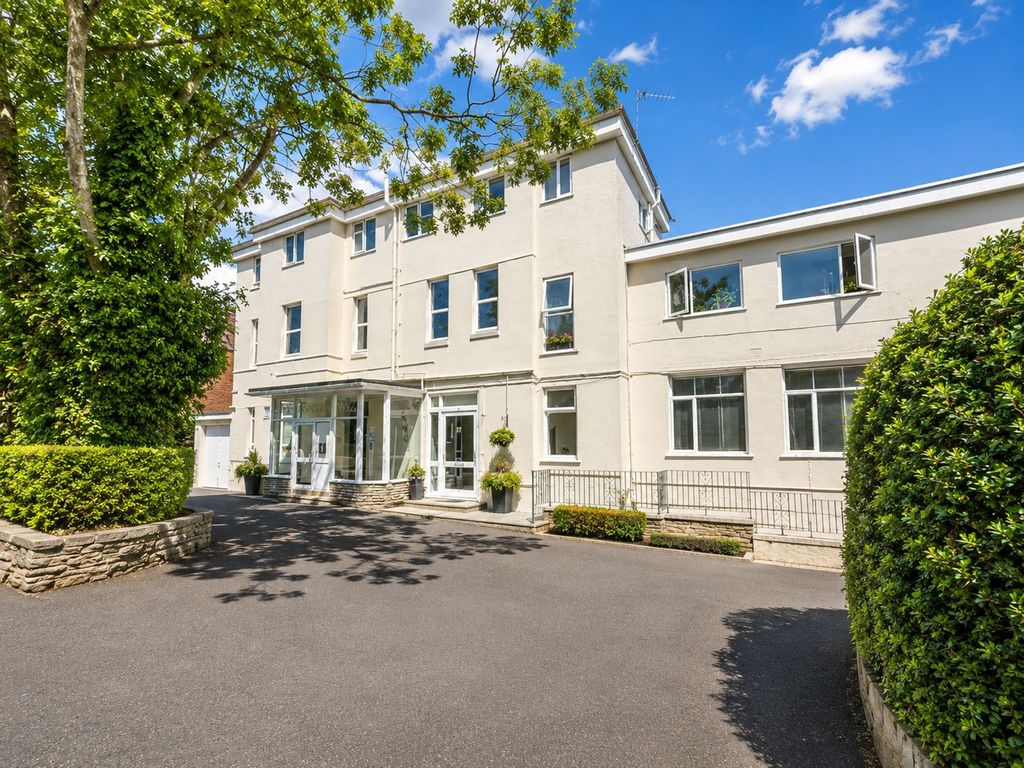 Property photo 1 of 6