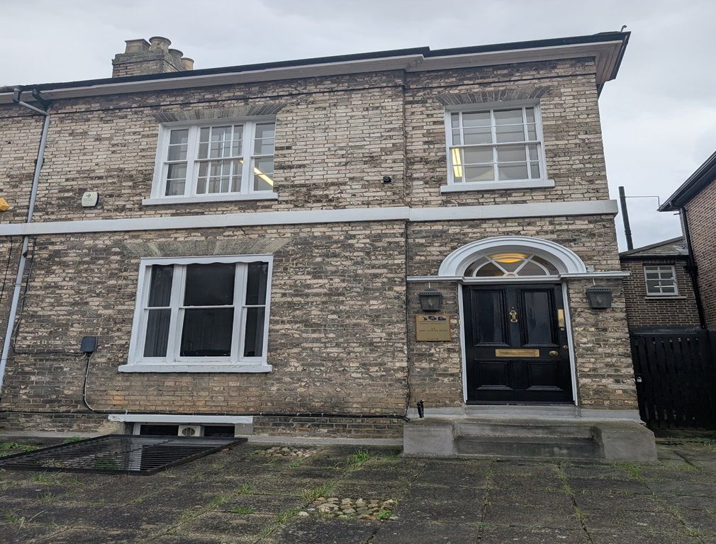Property photo 1 of 5
