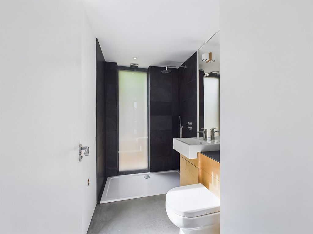 Additional image 14 of 5 bed detached house to rentHigher Trewrong, Polmear Hill, Par PL24