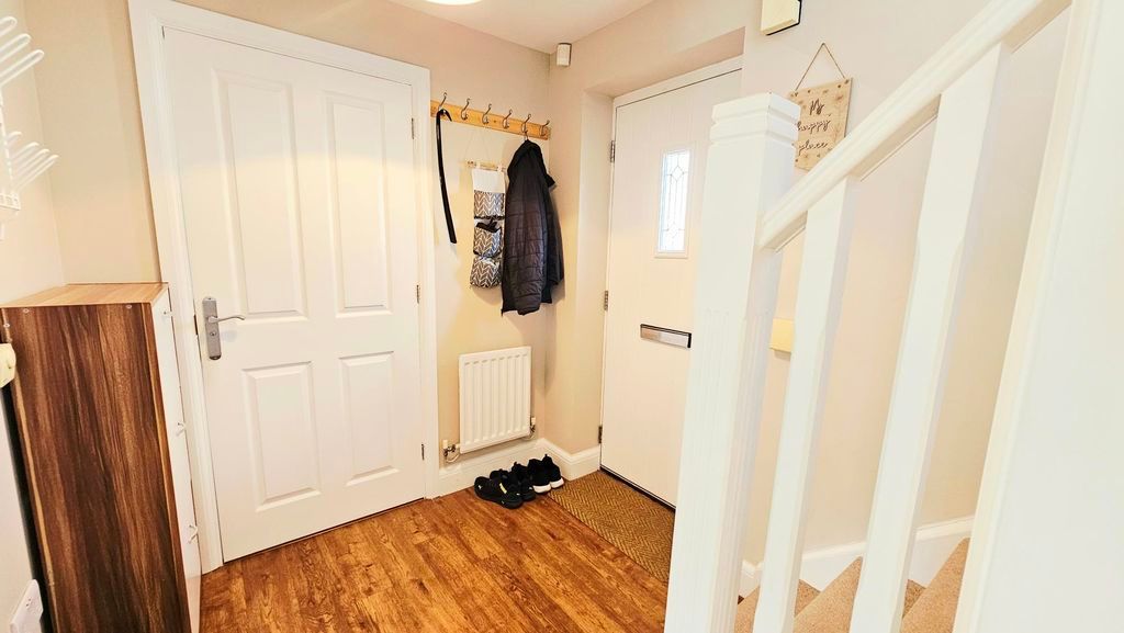 Property photo 3 of 23 Photo 7
