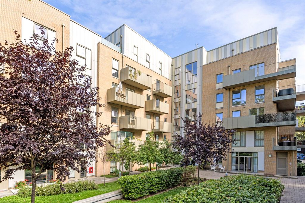 Property photo 3 of 15 Picture No. 13