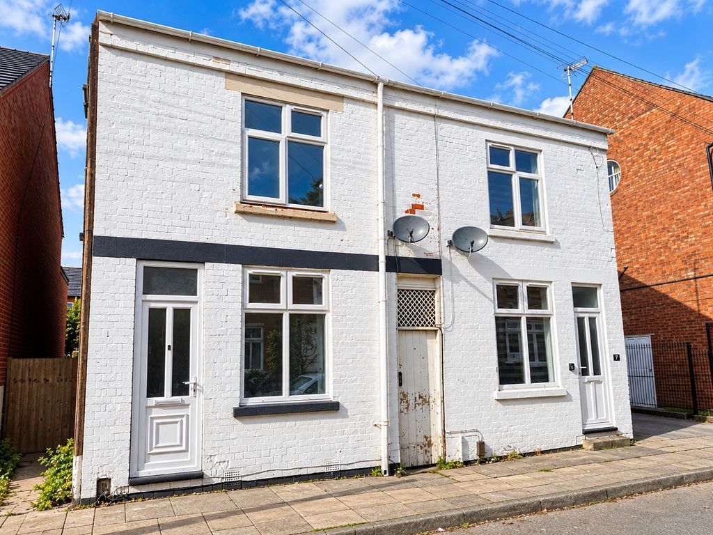 Property photo 1 of 14
