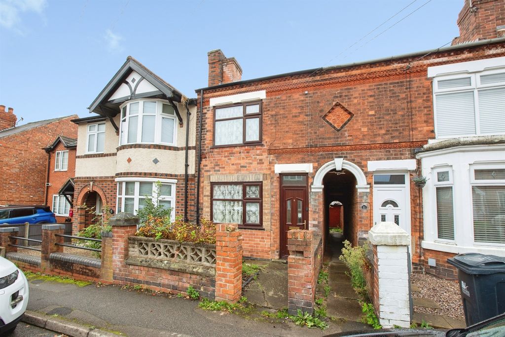 Property photo 1 of 18