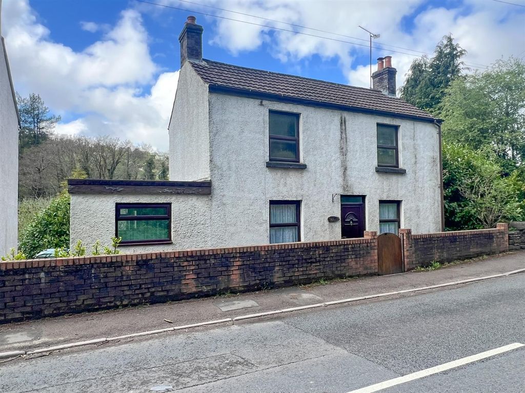 Property photo 1 of 16