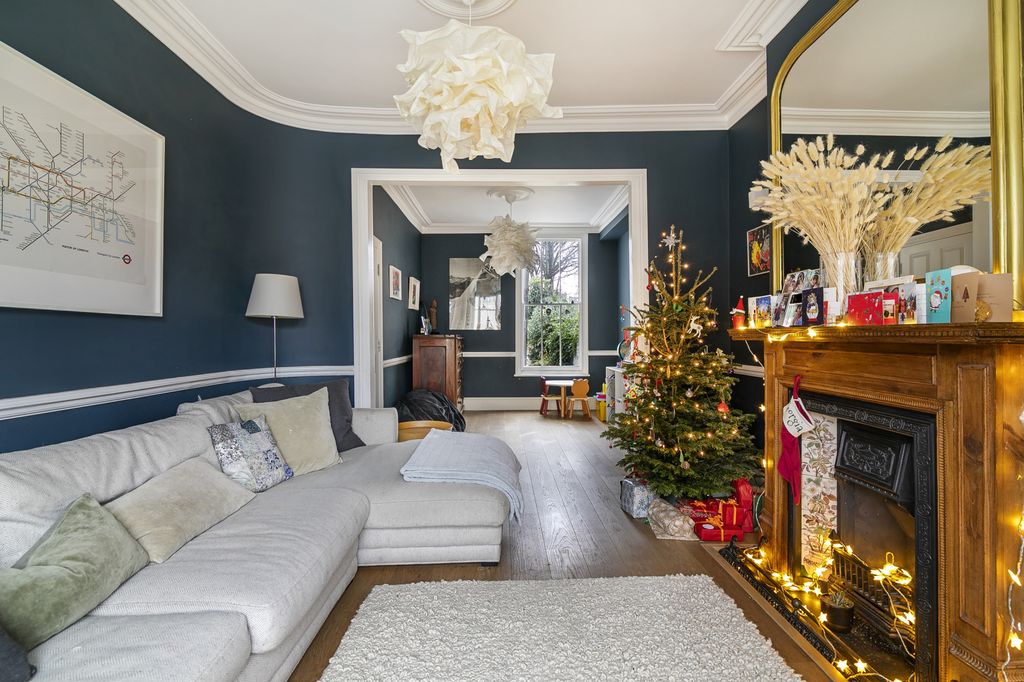 Property photo 3 of 18