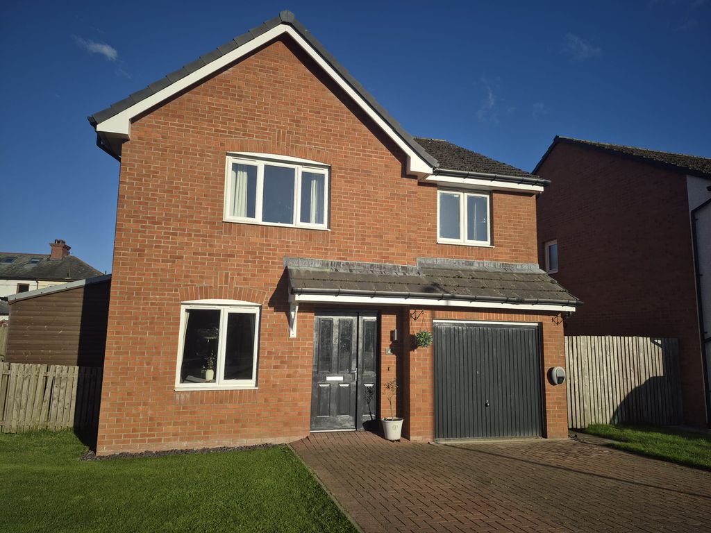 Property photo 1 of 17