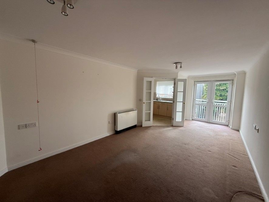 Property photo 2 of 9
