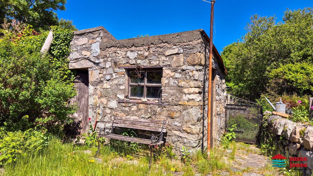 Property photo 3 of 14