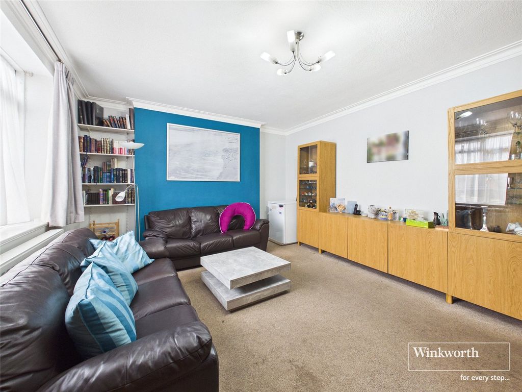 Property photo 2 of 15 Living Room