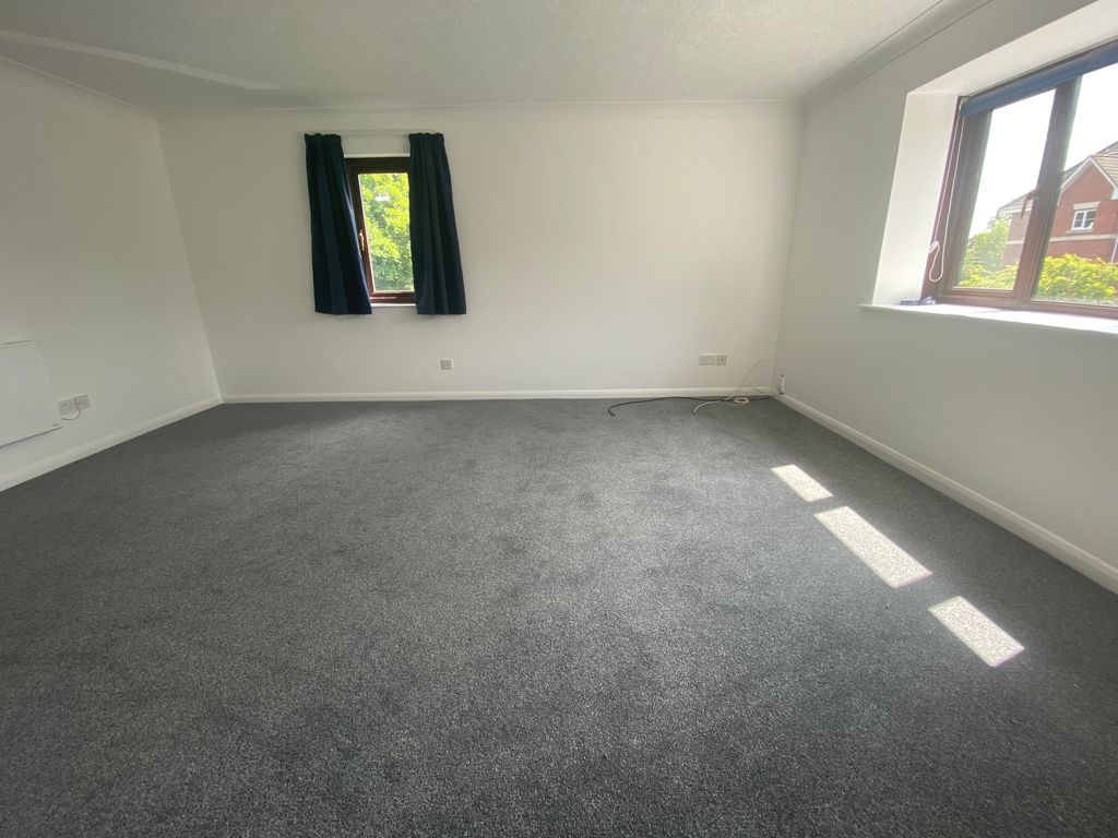 Property photo 3 of 9