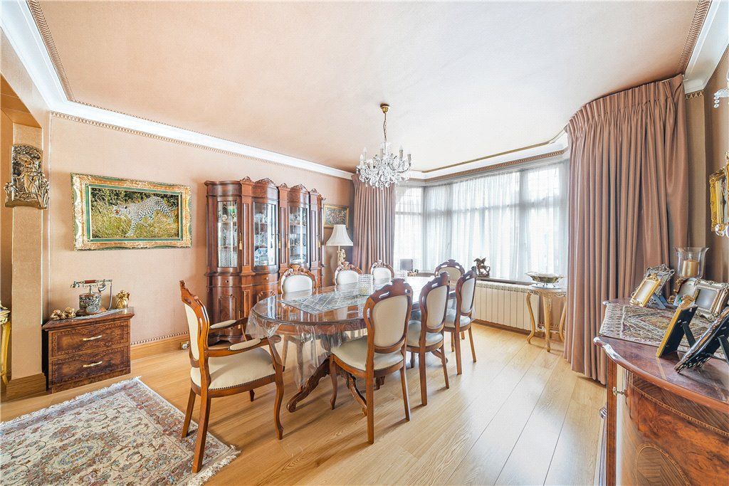 Property photo 3 of 21 Picture No. 25