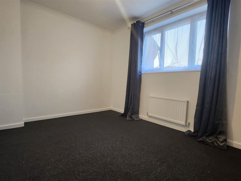 Property photo 3 of 8 B1.Jpg