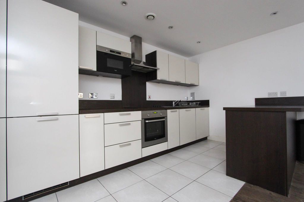 Property photo 1 of 11 Photo3