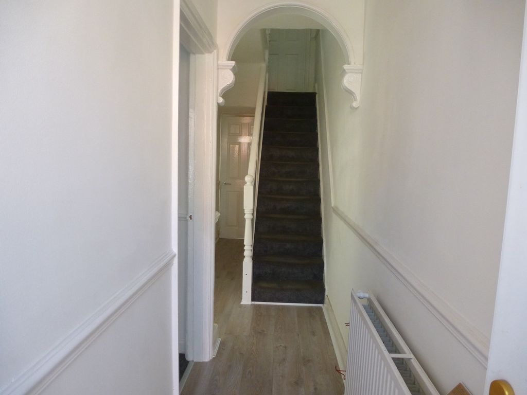 Property photo 2 of 15 5294701