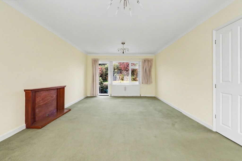 Property photo 2 of 22