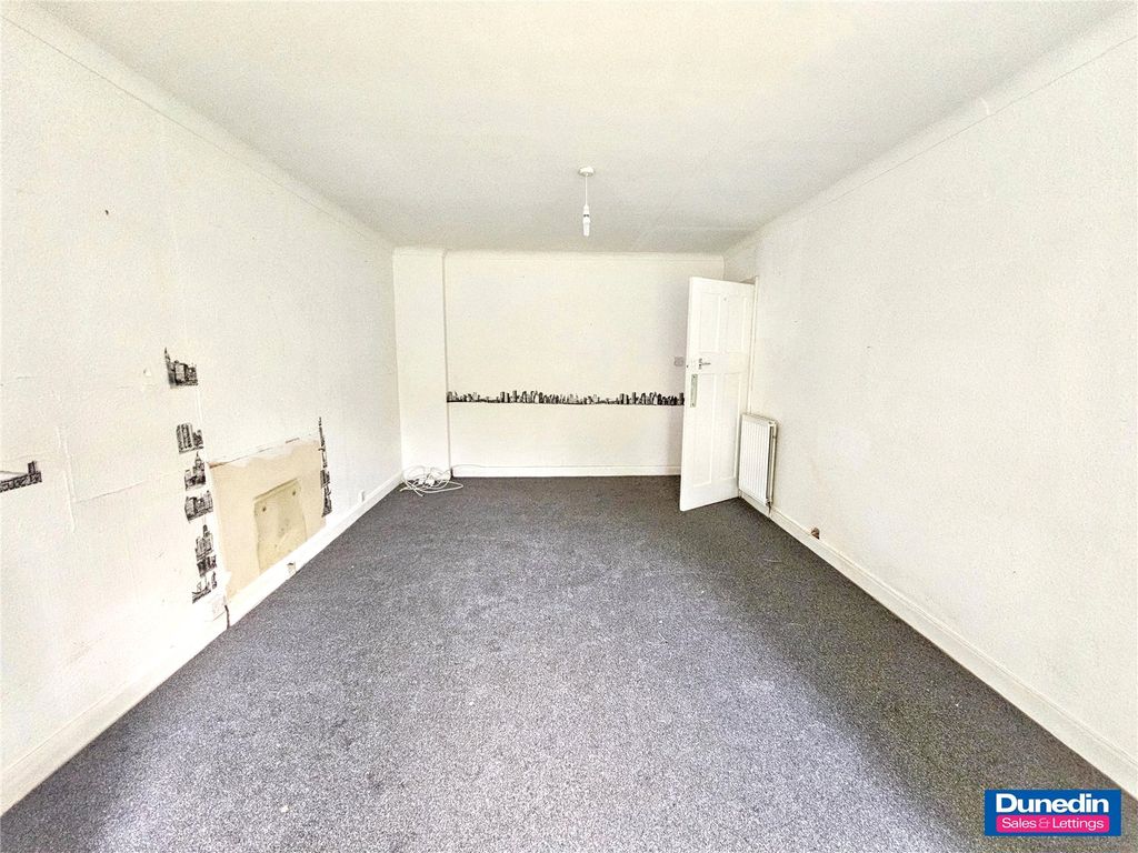 Property photo 3 of 23 Picture No. 36