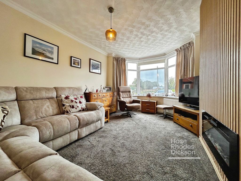 Property photo 2 of 13 Pbox-Img.Jpg