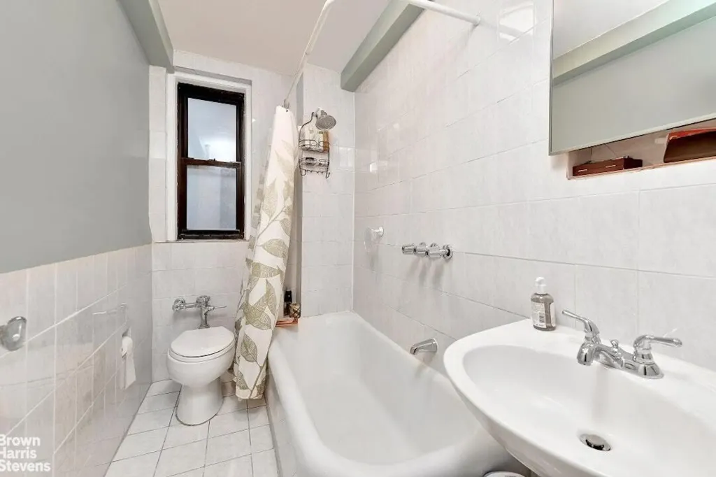Property photo 3 of 7 <Alttext/>