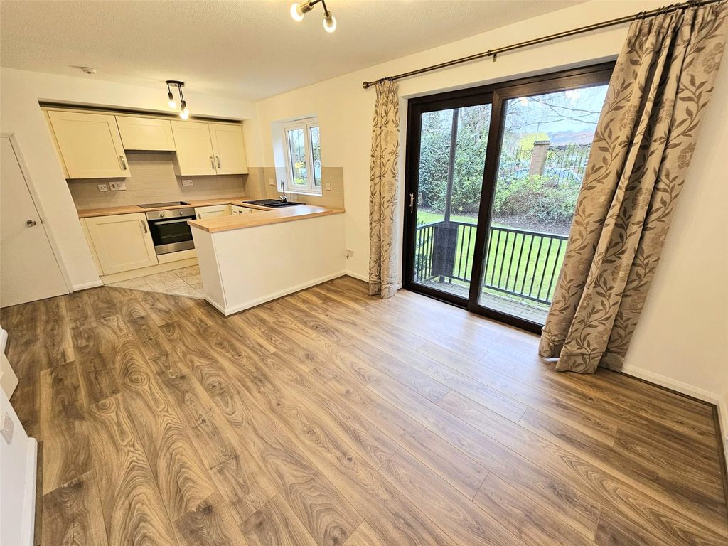 Property photo 2 of 7 Picture No. 08