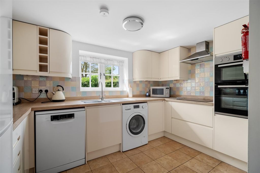 Property photo 3 of 17 3.Jpg
