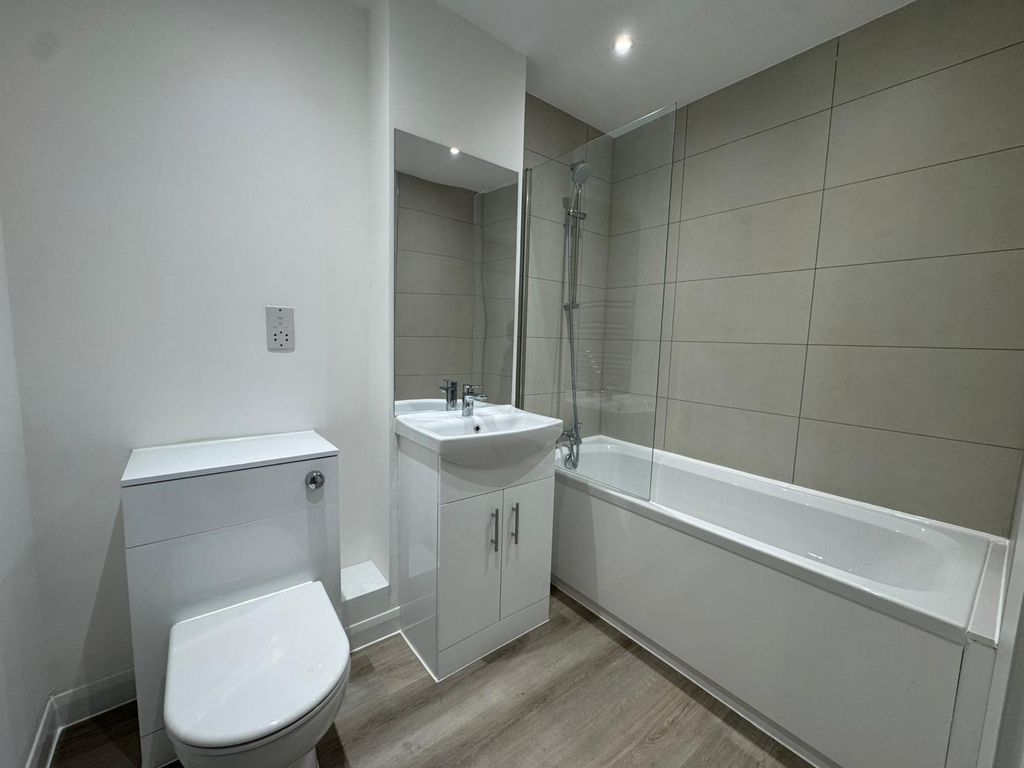 Property photo 3 of 5 Gallery