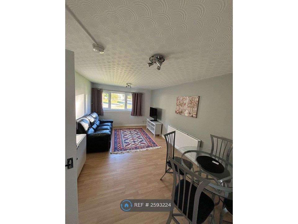 Property photo 1 of 16 Lounge 1