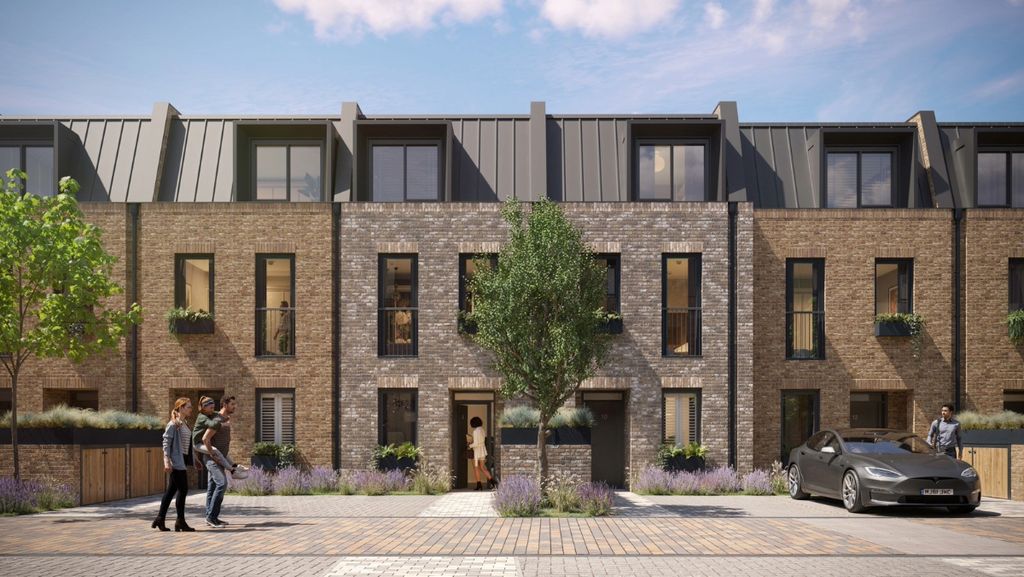 Property photo 2 of 5 Mews House Streetscape