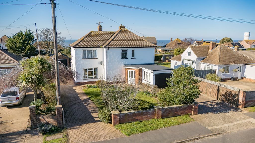 Property photo 1 of 35 4904944