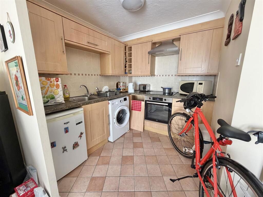 Property photo 3 of 8