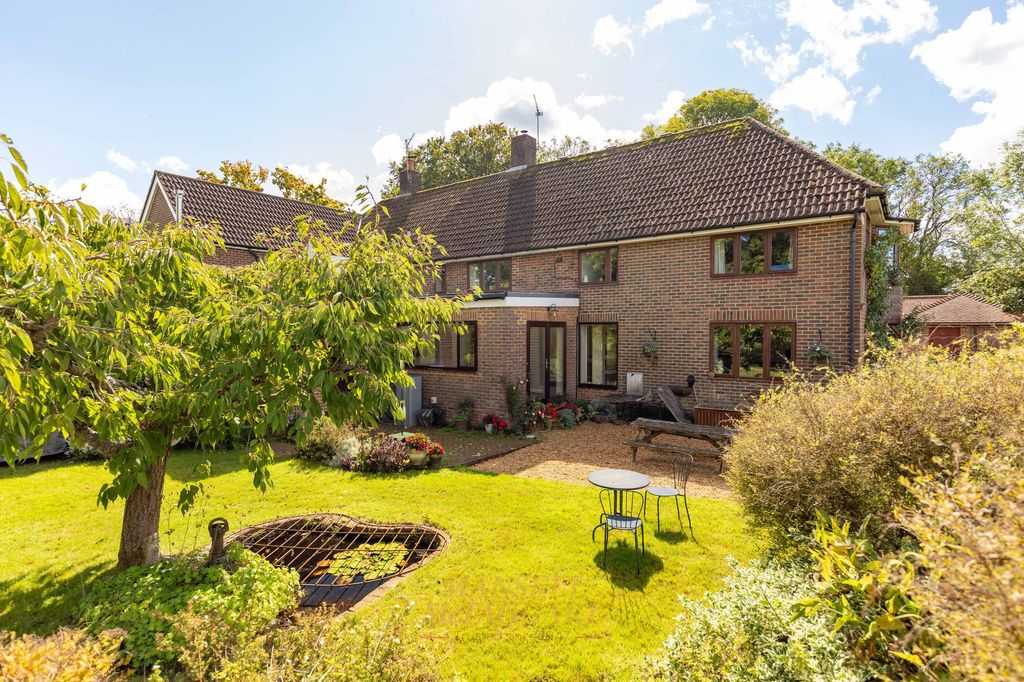 Property photo 1 of 21