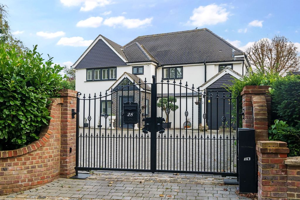 Property photo 2 of 19 Picture No. 50