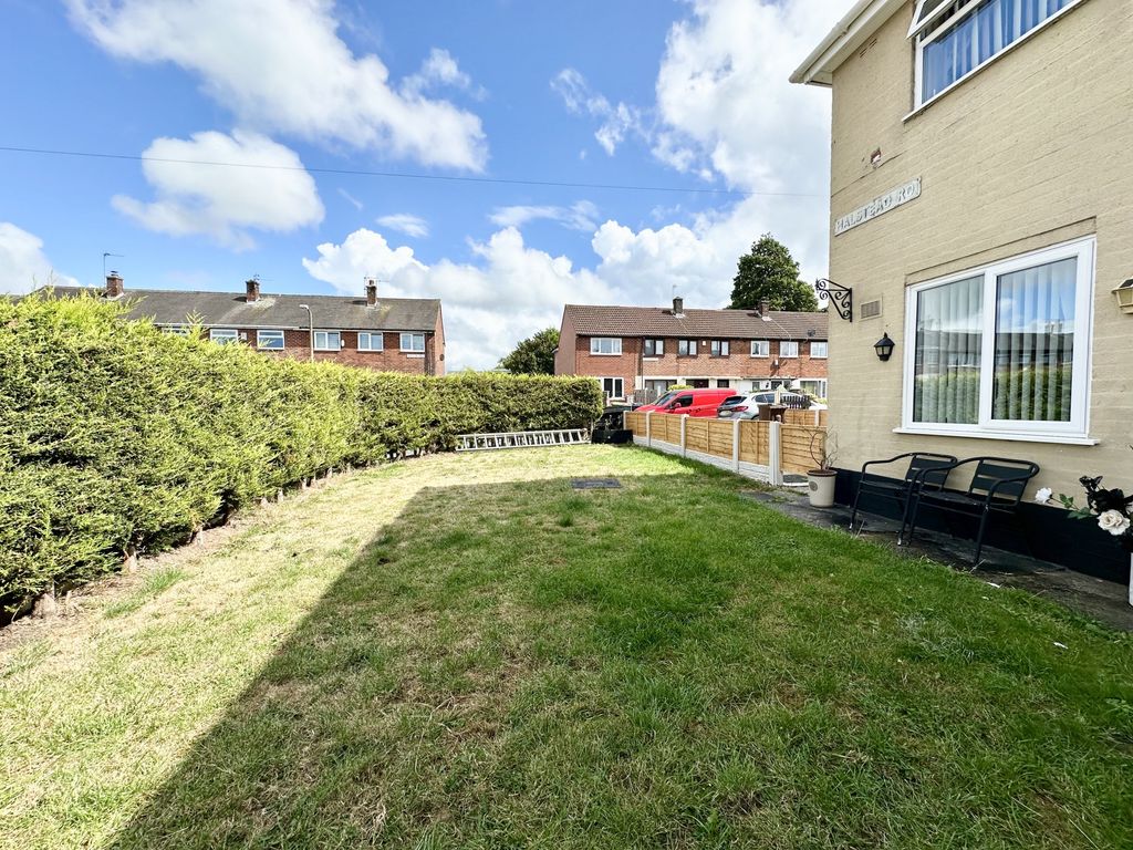 Property photo 2 of 16