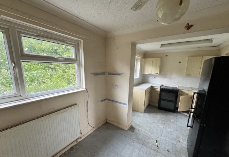 Property photo 3 of 8