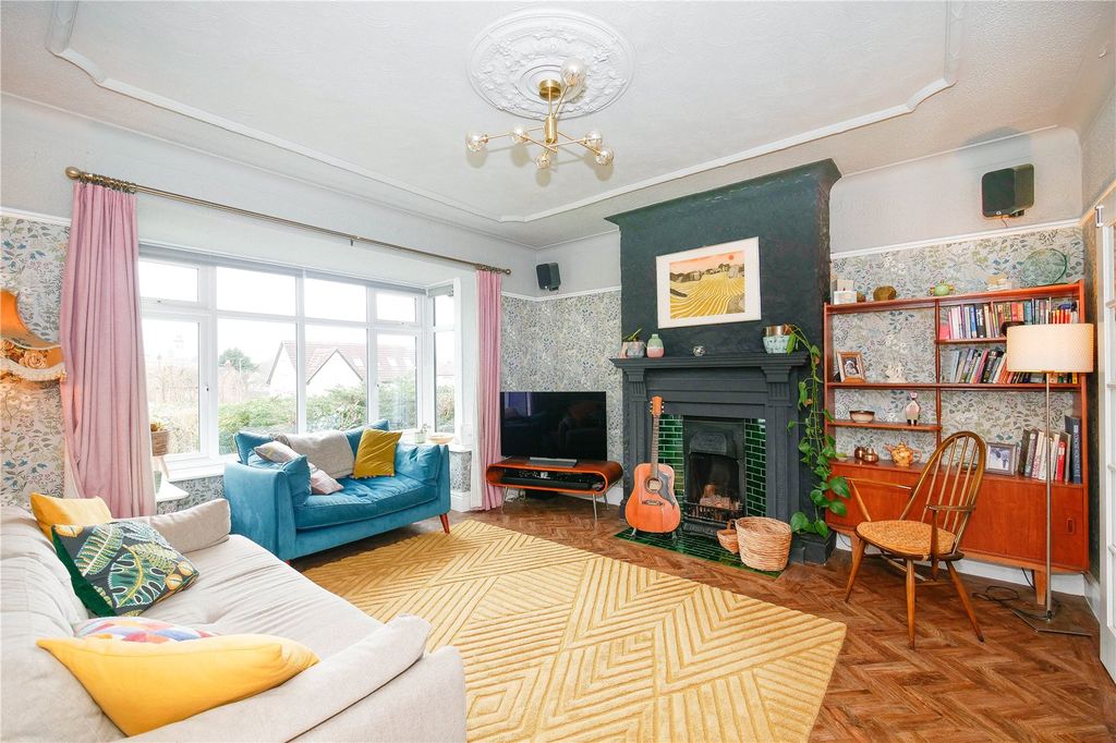 Property photo 2 of 27 Picture No. 07