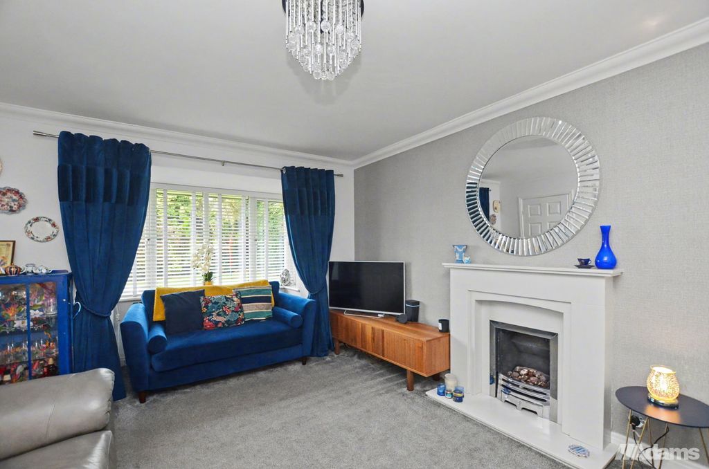 Property photo 3 of 31