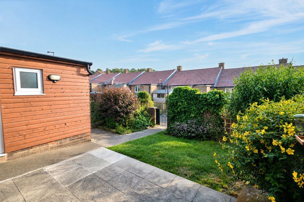 Property photo 2 of 14 Rear Garden
