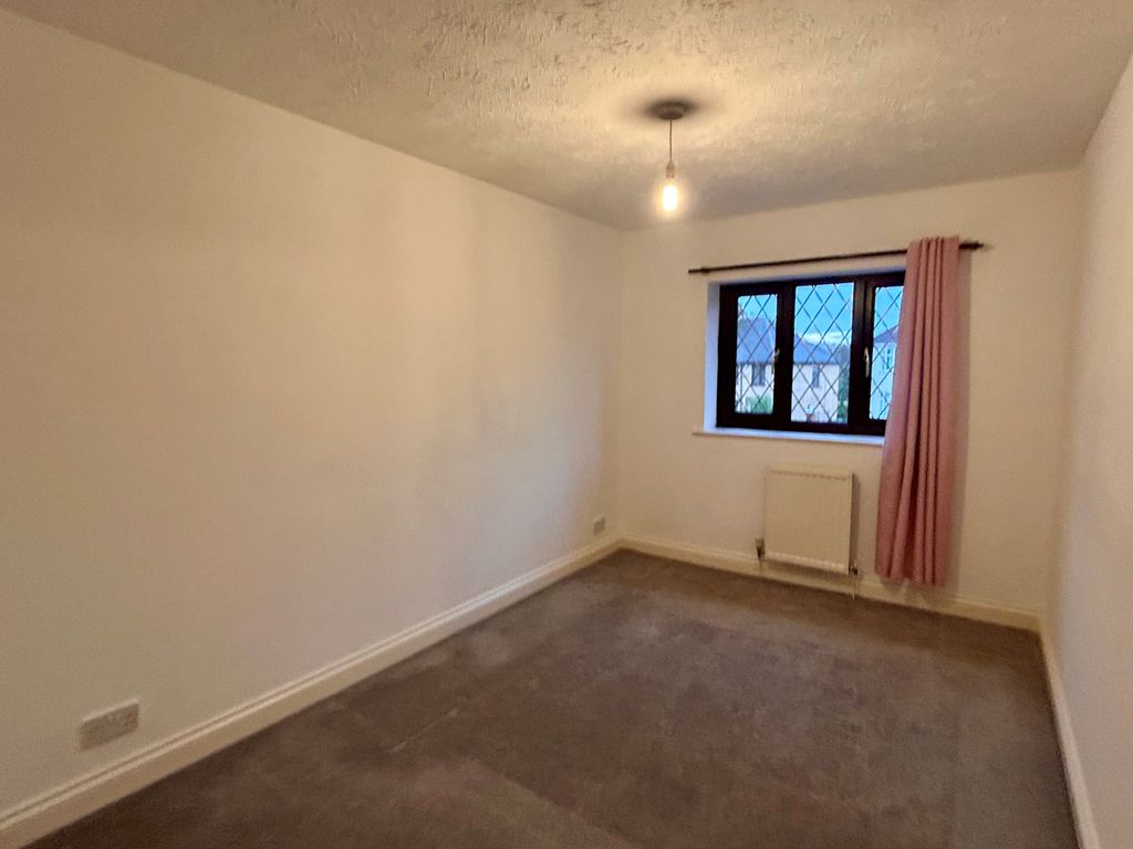 Property photo 3 of 6 Gallery