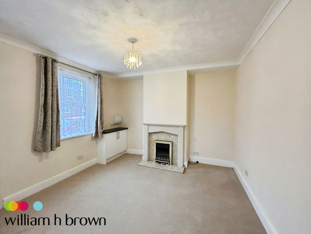 Property photo 3 of 15 Living Room