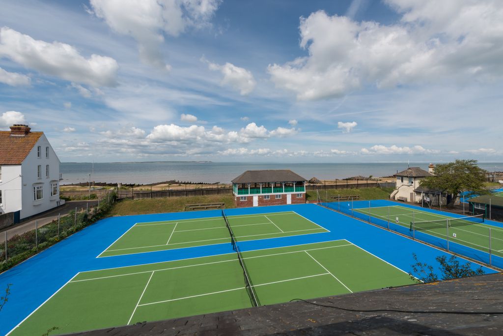 Property photo 2 of 18 Views