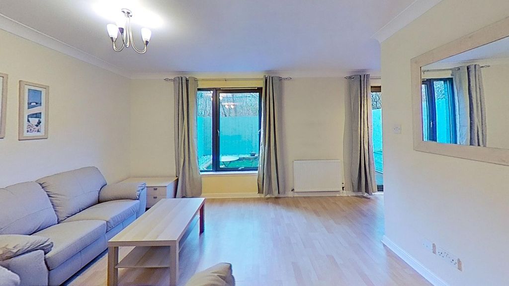 Property photo 2 of 12 Photo 2