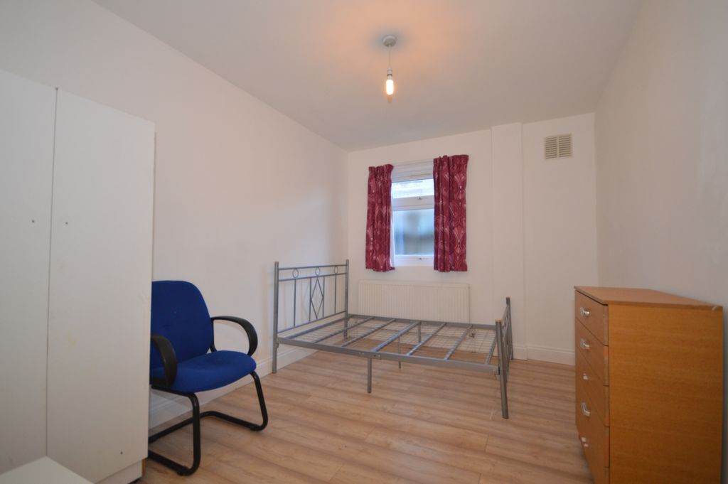 Property photo 2 of 4 2