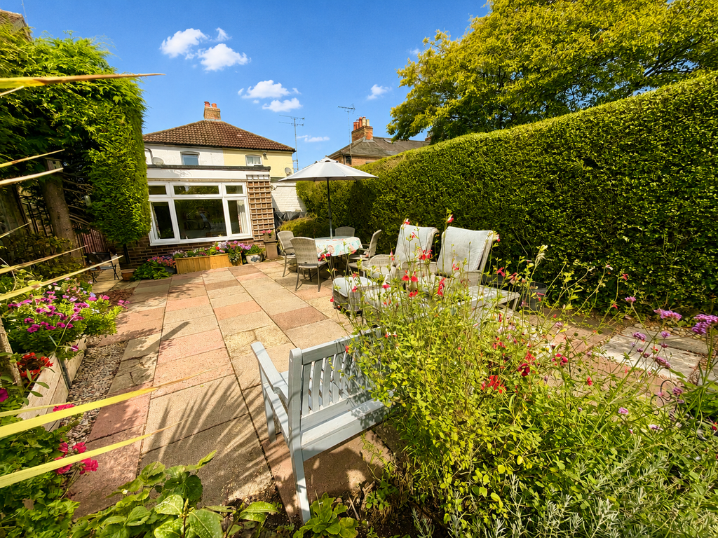 Property photo 2 of 17 99182E0A-8480-48D8-8286-7Ff162E90251