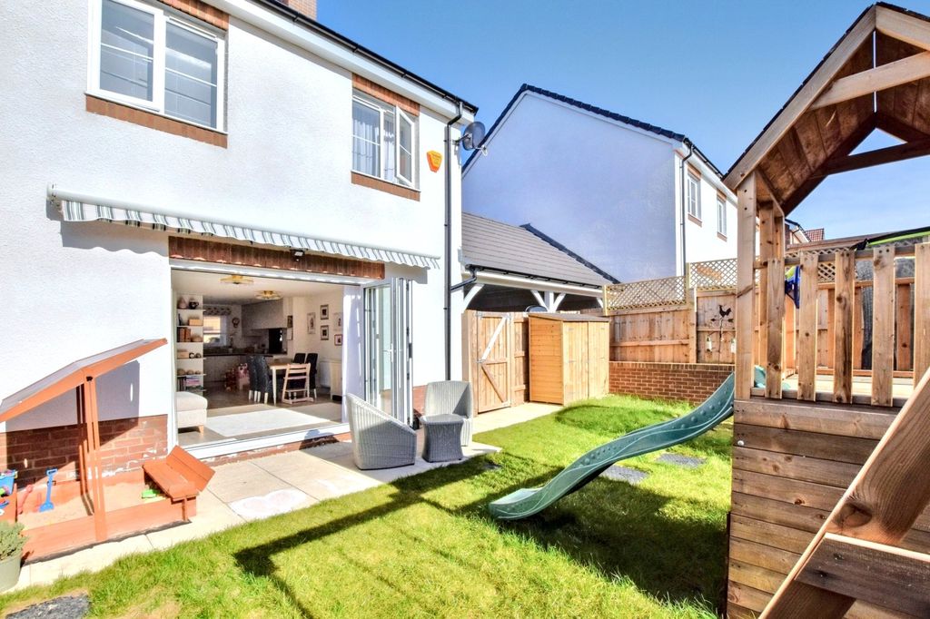 Property photo 3 of 17 Rear Garden